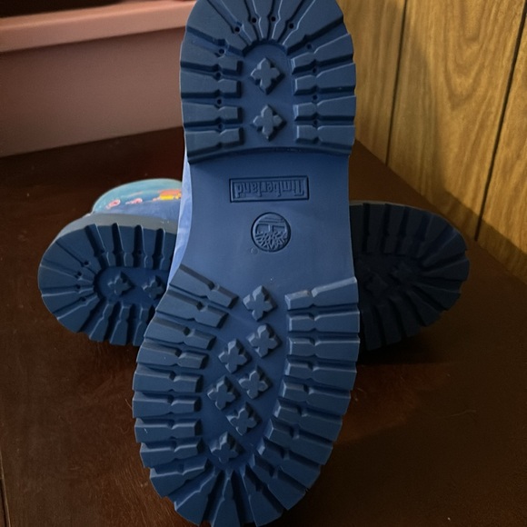 SpongeBob Timberland boots - Picture 5 of 7